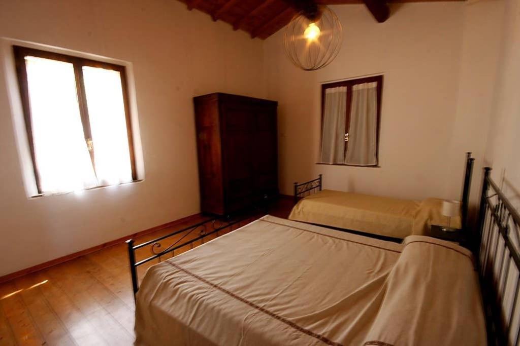 Villa Con Piscina 10 Posti Letto, L'Oliveta Di Rivalto Chianni Εξωτερικό φωτογραφία