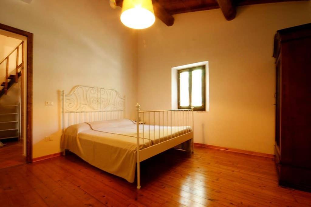 Villa Con Piscina 10 Posti Letto, L'Oliveta Di Rivalto Chianni Εξωτερικό φωτογραφία